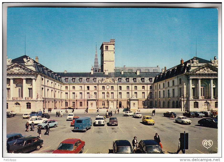 DIJON 21 - Hotel De Ville Ancien Palais Ducs De Bourgogne : Automobiles Petit Plan Mercedes - CPSM GF  - Côte D'Or - Dijon