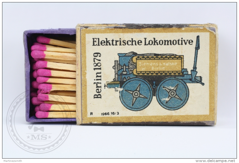 Old Advertising Matchbox/ Matches - Old Electric Locomotive/ Elektrische Lokomotive Berlin 1879 - Cajas De Cerillas (fósforos)