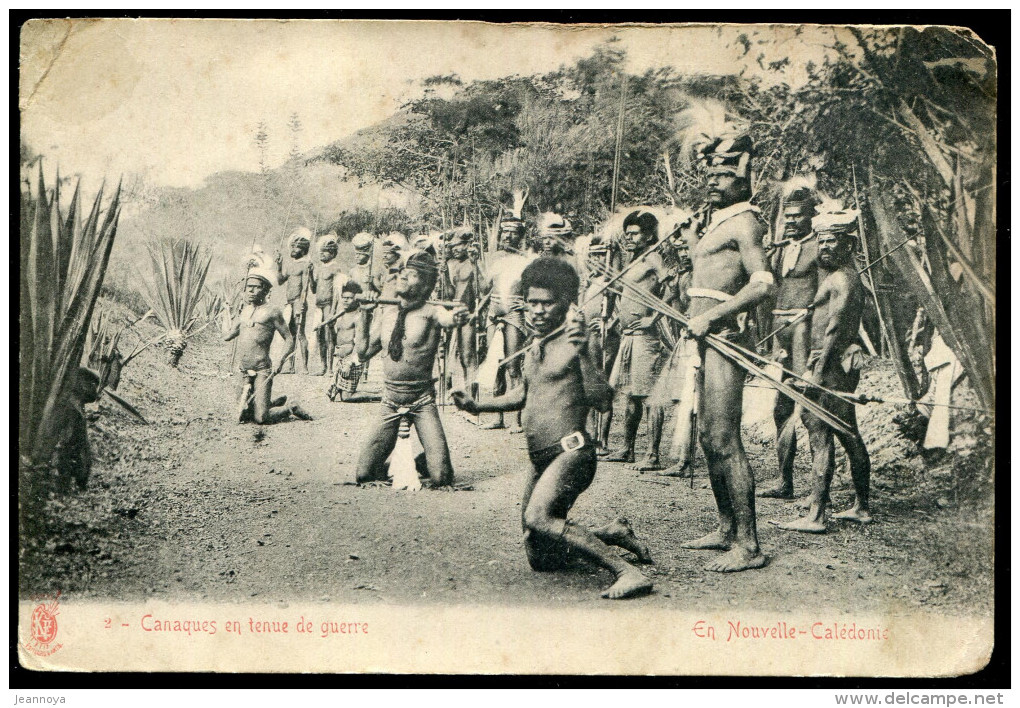 NOUVELLE CALÉDONIE - CPA DE CANAQUES EN TENUE DE GUERRE - FATIGUÉ - New Caledonia