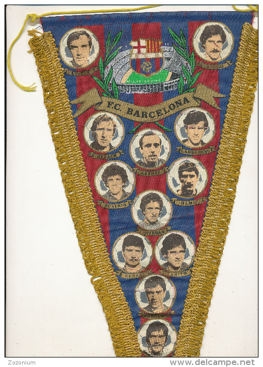 F, C. BARCELONA, Pennant, Fanion, Wimpel - Bekleidung, Souvenirs Und Sonstige