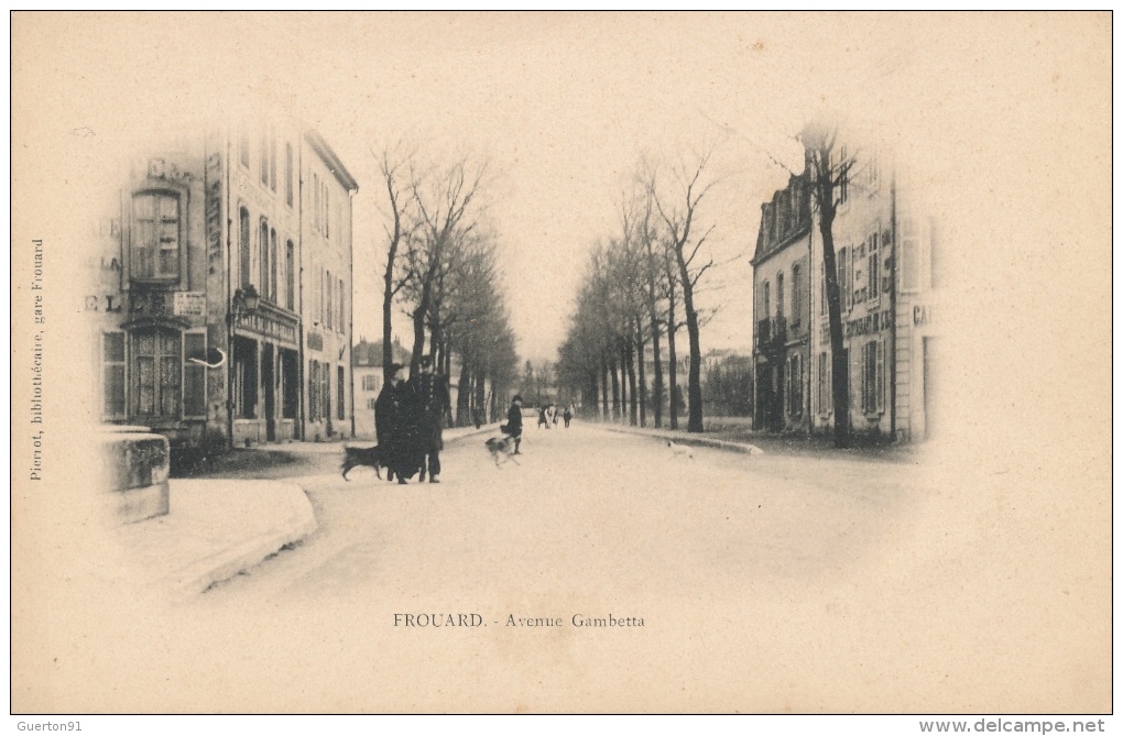 ( CPA 54 )  FROUARD  /  Avenue Gambetta  -  Carte 1900 - - Frouard