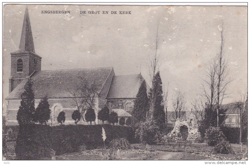 Engsbergen - De Grot En De Kerk - Tessenderlo