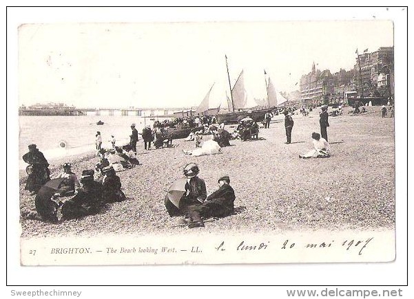 BRIGHTON THE BEACH LOOKING WEST FISHING BOATS PEOPLE & PIER LL 27 PRINTED CARD SUSSEX &#8203;LOUIS LEVY - Brighton