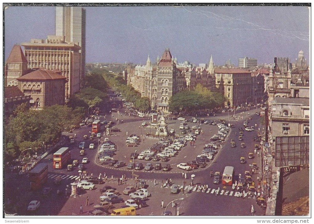 IN.- INDIA - BOMBAY. Flora Fountain. Old Cars. Dubbeldekker. - India