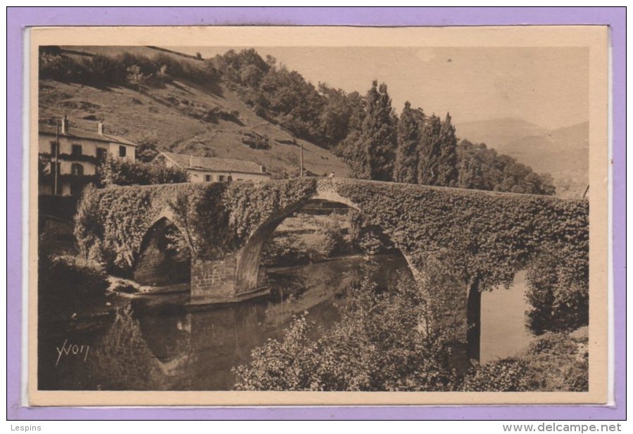 64 - BIDARRAY -- Le Trés Pittoresque Et Vieux Pont - Bidarray