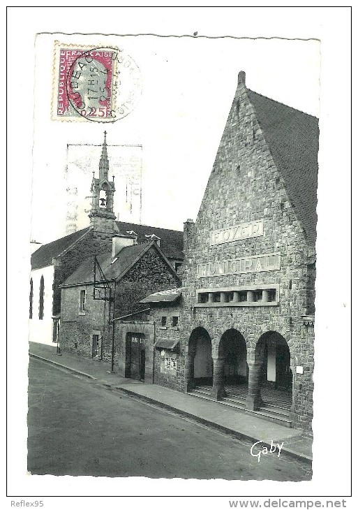 LOUDEAC - Foyer Municipal - Loudéac