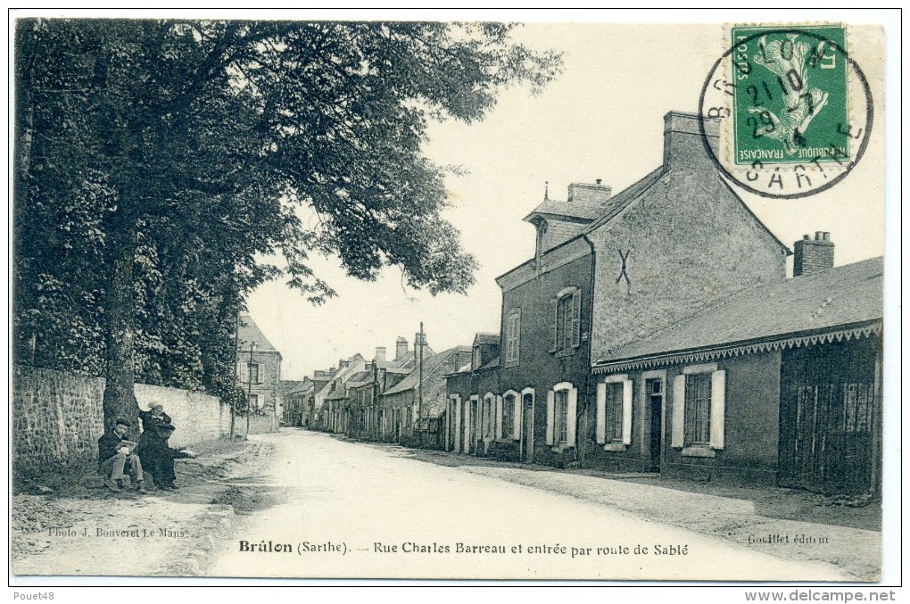 72 - BRULON - Rue Charles Barreau, Et Entrée Par La Route De Sablé - Brulon