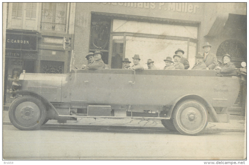 BELLE CARTE PHOTO  D UN BUS - AUTOCAR  - EXCURSION - Bus & Autocars