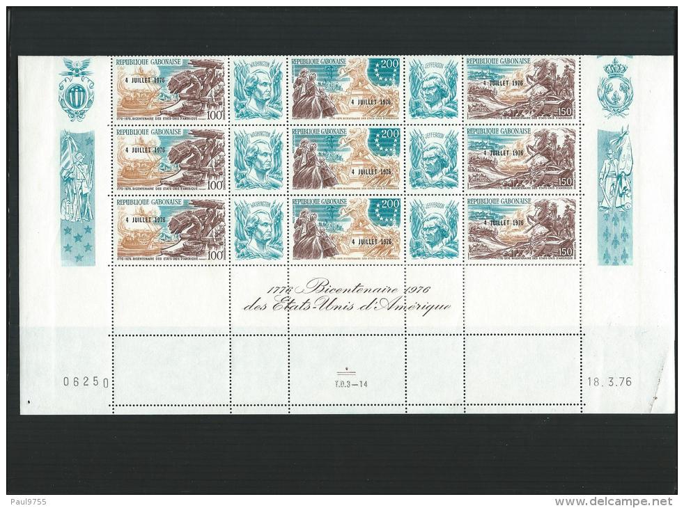 GABON  1976 Y.T. TRIPTYQUE 183 A FEUILLE COMPLETE AVEC COIN DATE &amp; N° PLANCHE-ANNIV.IND.DES E.U. - Gabon (1960-...)