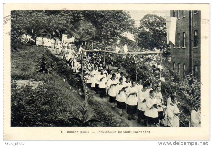 COREE – Wonsan – Procession Du Saint  Sacrement - Corea Del Sud