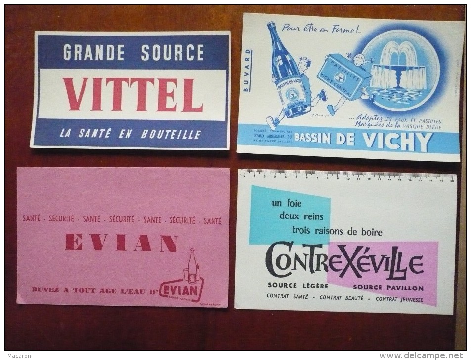 4 Buvards EAUX MINERALES Ou De SOURCE : EVIAN, VITTEL, CONTREXEVILLE, VICHY.  Années 50.Très Bon Etat - E