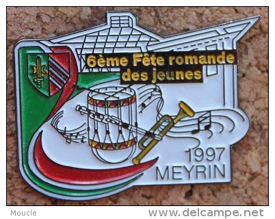 6EME FÊTE ROMANDE DES JEUNES MUSICIENS - MEYRIN - GENEVE 1997 - TAMBOUR - TROMPETTE -      (NOIR) - Música