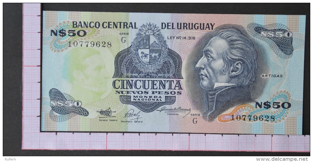 URUGUAY  50  PESOS  1989    -  (Nº07774) - Uruguay