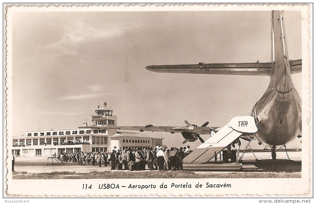 Lisboa - Aeroporto. TAP. Airport. Aéroport. Avião. Airplane, Avion. Aviação. Aviation. - 1946-....: Moderne