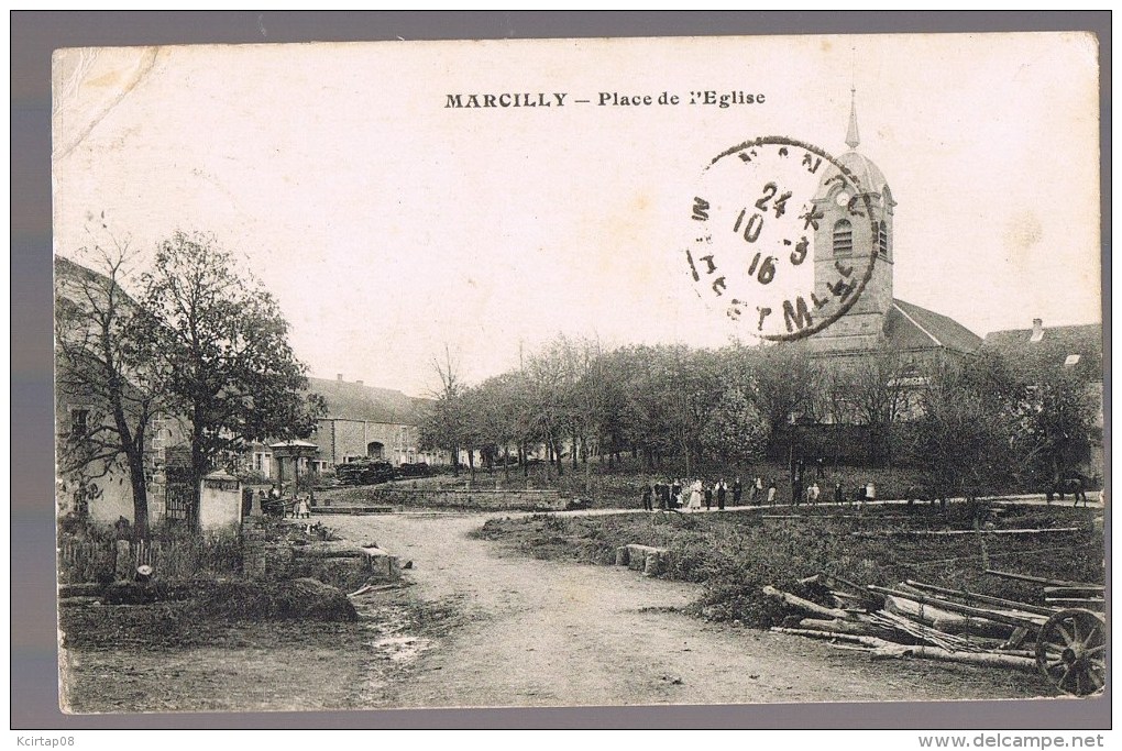 MARCILLY . Place De L'Eglise . - Autres & Non Classés