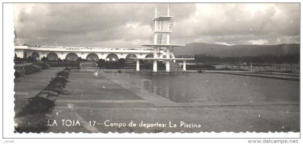 POSTAL    LA TOJA  17 - PONTEVEDRA -GALICIA-  CAMPO DE DEPORTES LA PISCINA - Pontevedra