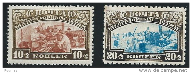 RUSIA YVERT Nº 419/20 * - Unused Stamps
