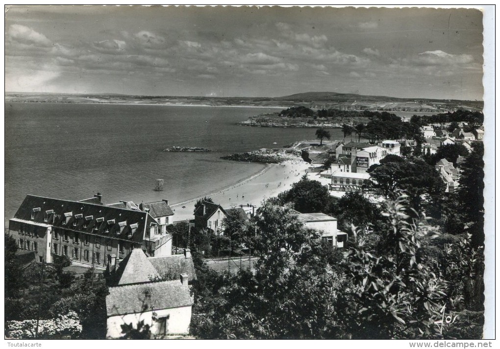 CPSM 29 TREBOUL DOUARNENEZ VUE DU COTEAU SUR LA BAIE DE DOUARNENEZ ET LA PLAGE DES SABLES BLANCS  Grand Format 15 X 10,5 - Tréboul