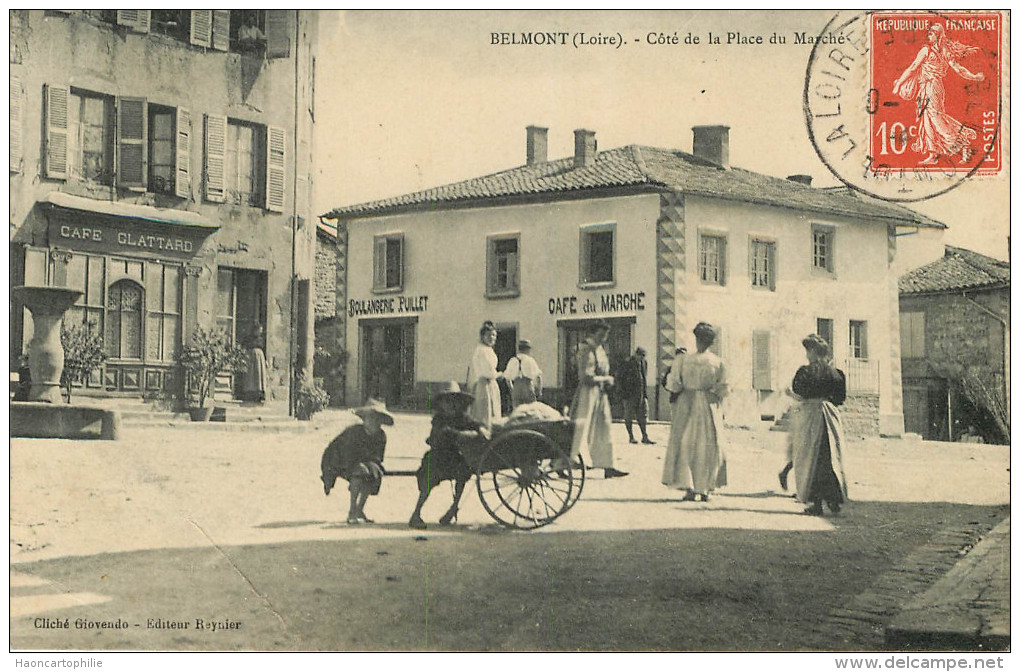 Belmont De La Loire : Coté De La Place Du Marché - Belmont De La Loire