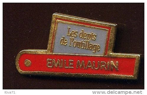 LILLE " EMILE MAURIN  Outillage"    Vert Pg12 - Steden