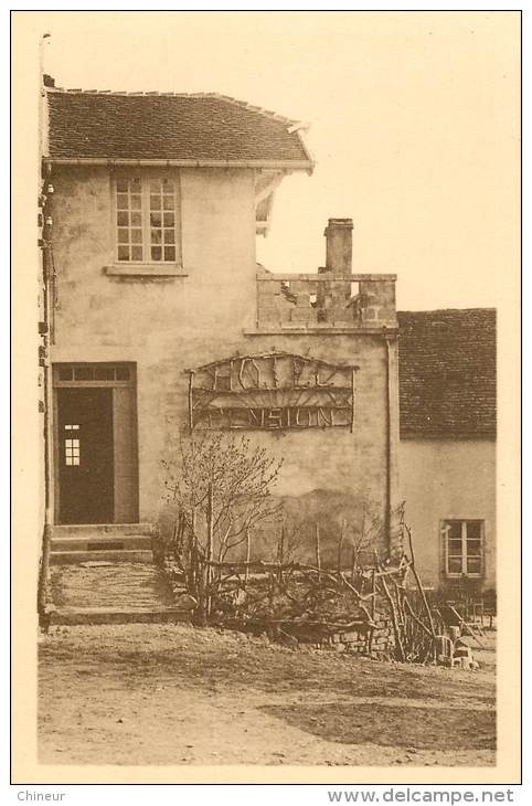 CHATEAU CHALON HOTEL DE L'ABBAYE ENTREE DES CHAMBRES - Autres & Non Classés