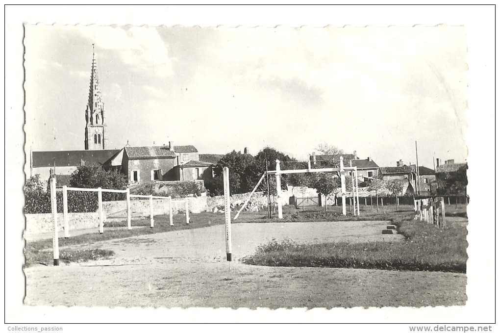 Cp, 79, Coulonges-Thonarsais, Terrain De Sports - Coulonges-sur-l'Autize