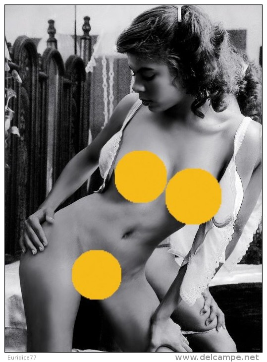 Pin Ups 50´s & 60´s Phothography GRAND FORMAT 20x27 Cm. - CARMEN B& WHITE REPRODUCTION - Other & Unclassified