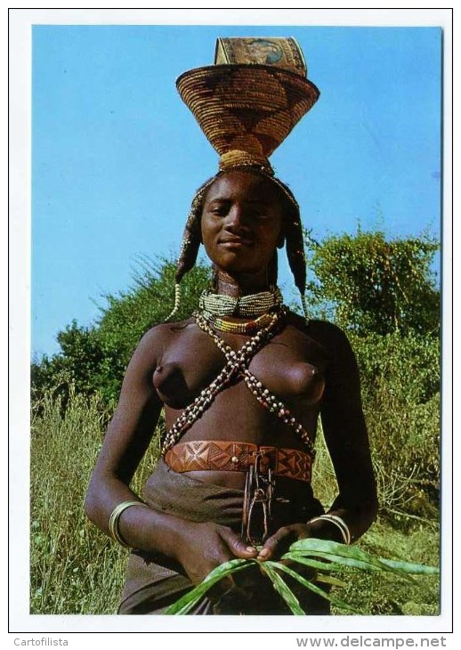 ANGOLA, Portugal - Ethnic Semi Nude Woman, Girl  (2 Scans) - Angola