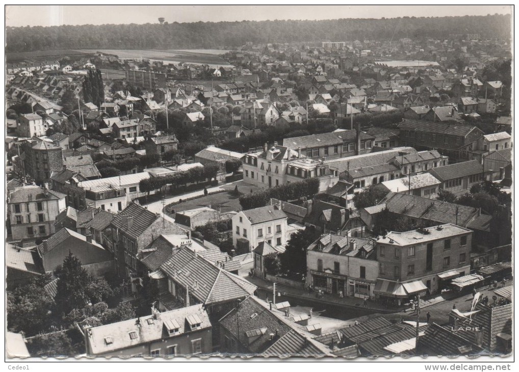 LE CHESNAY  VUE PANORAMIQUE PLACE SIMARD - Le Chesnay