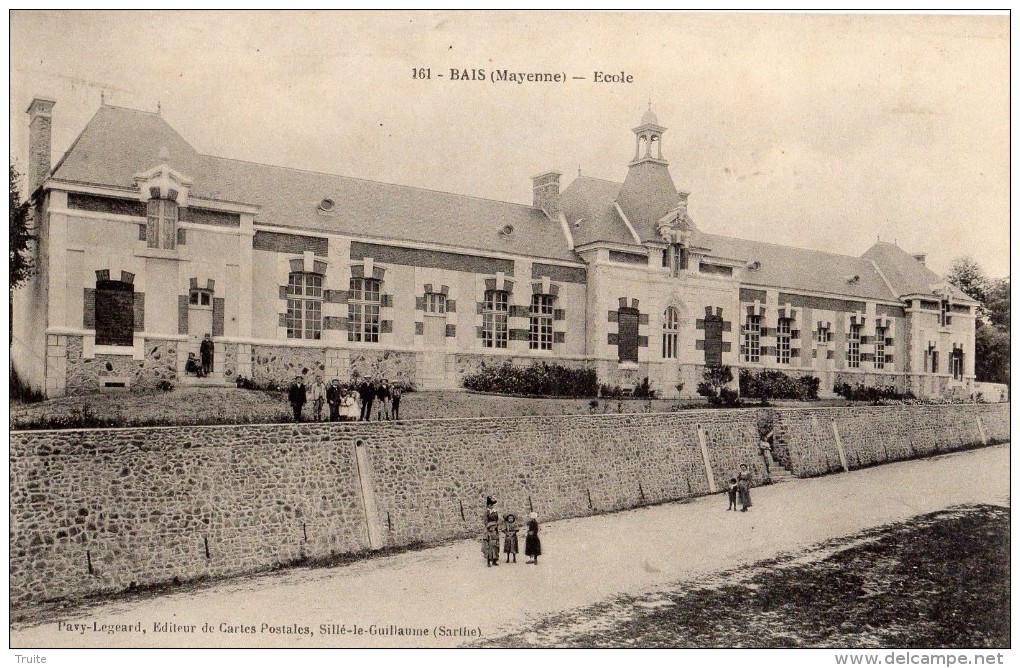 BAIS ECOLE ANIMEE 1915 - Bais