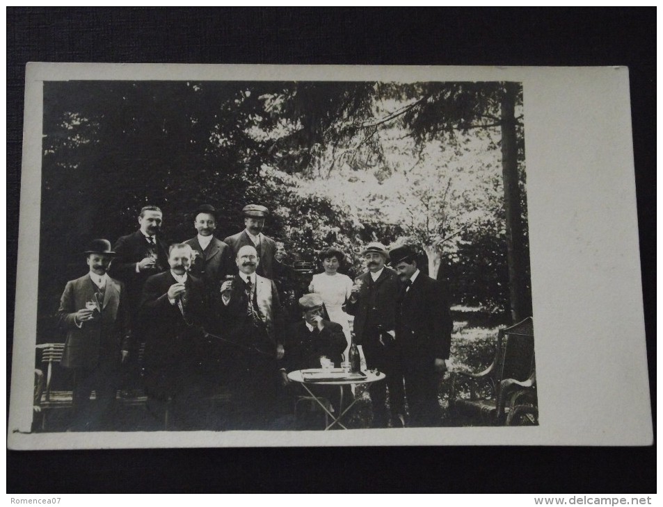 APERITIF CHAMPÊTRE - Civils Et Militaire - Carte-photo - Vers 1920 - Non Voyagée - Empfänge