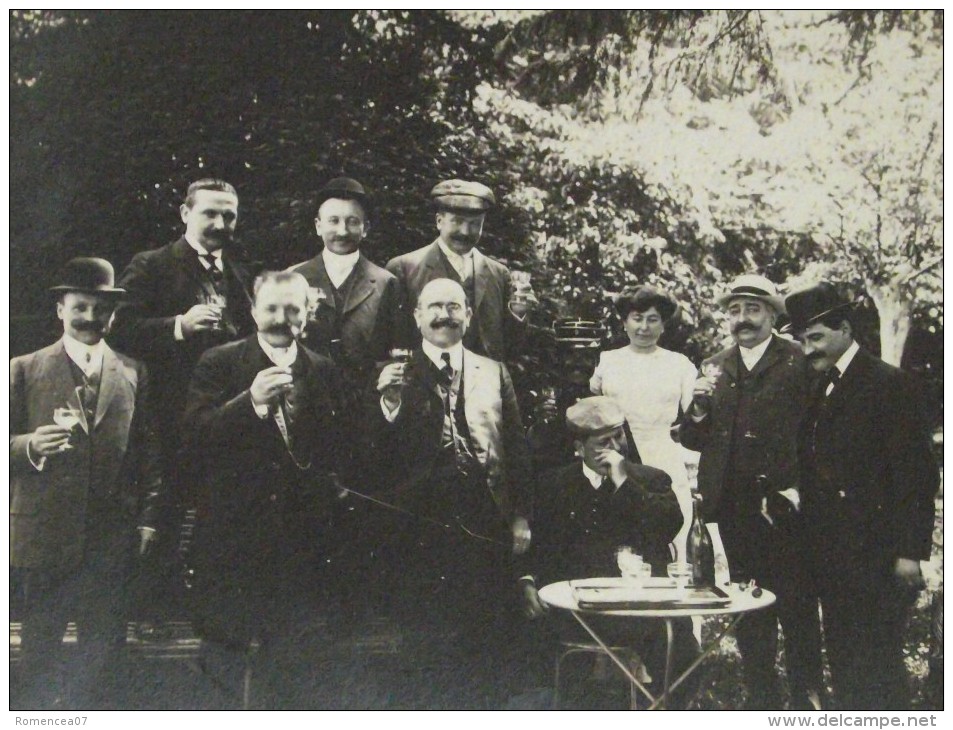 APERITIF CHAMPÊTRE - Civils Et Militaire - Carte-photo - Vers 1920 - Non Voyagée - Réceptions
