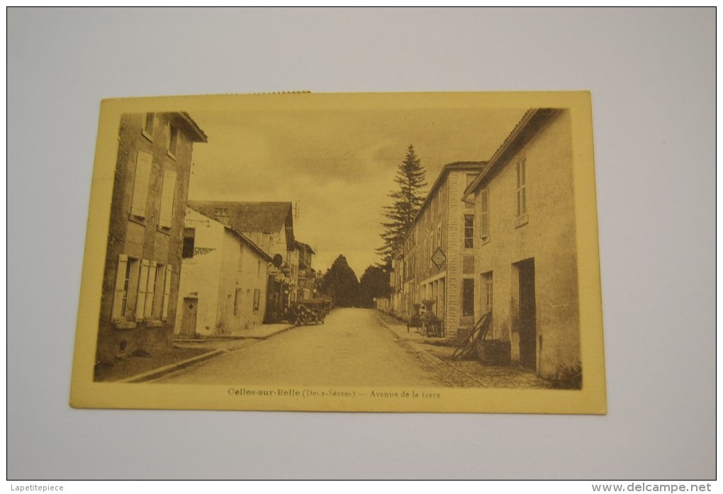 (NI01) CPA Celles-sur -Belle (Deux-Sèvres) - Avenue De La Gare - Celles-sur-Belle