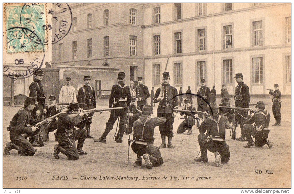 PARIS --Caserne Latour-Maubourg --Exercice De Tir --Tir à Genoux - Distretto: 07