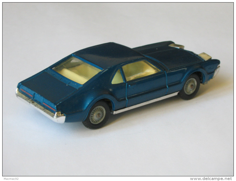 CORGI TOYS - OLDSMOBILE TORNADO - Made In GT Britain   **** EN ACHAT IMMEDIAT **** - Corgi Toys