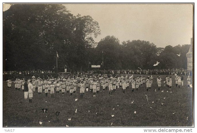 28 MAINTENON CARTE PHOTO CONCOURS GYMNASTIQUE 3 CPA - Maintenon