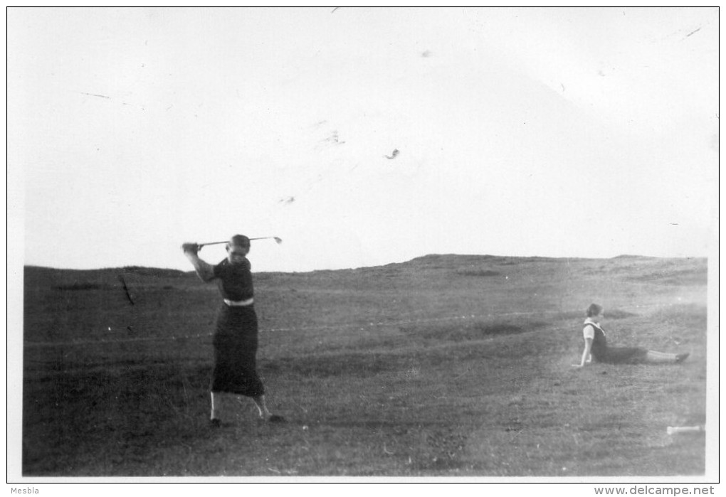 PHOTO  ORIGINALE  -  CABOURG  Ou  VILLERVILLE  -  Joueuse De Golf  -  1936 - Lieux