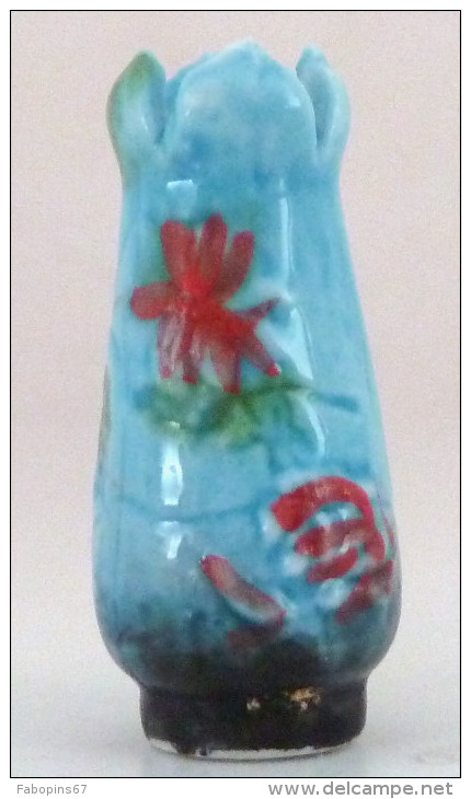 Fève   Vase Bleu D´après E Gallé - Personaggi