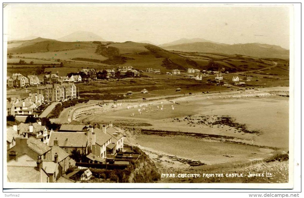 GWYNEDD - CRICCIETH FROM THE CASTLE RP Gwy117 - Merionethshire