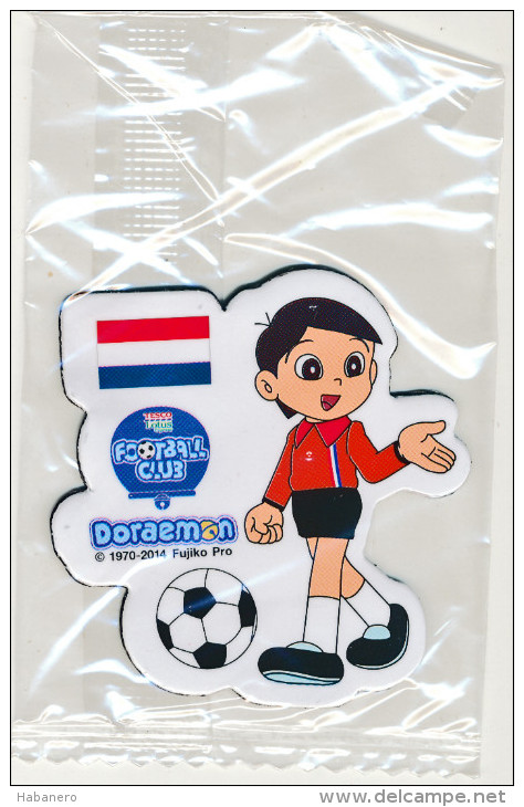 DORAEMON - BRASIL 2014 FOTBALL WORLD CUP FRIDGE MAGNET NETHERLAND - SEALED - Personen