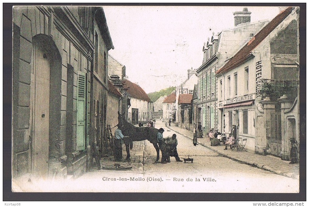 CIRES - LES - MELLO . Rue De La Ville . Hôtel Galleux . - Andere & Zonder Classificatie