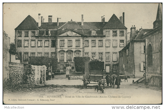 63 COMBRONDE / Hôtel De Ville De Combronde (Ancien Château De Caponi) / - Combronde
