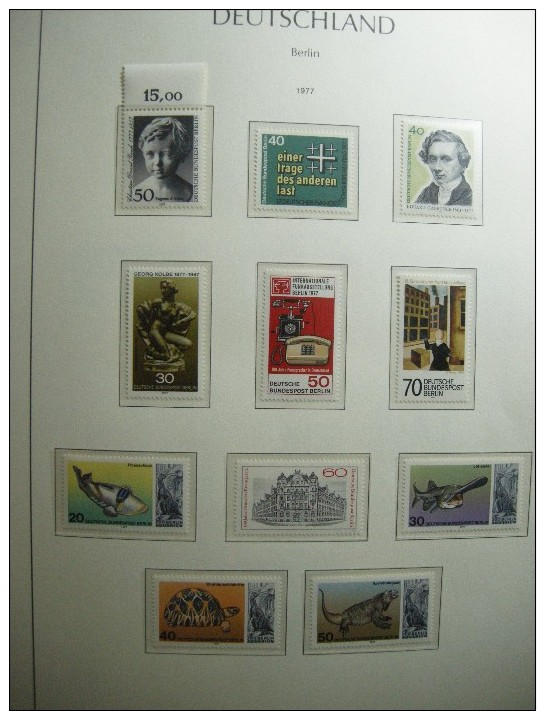 BERLIN COLLECTION 1970-90 COMPLETE NEUVE **/MNH EN RELIURE LEUCHTTURM Y&T 1300 €