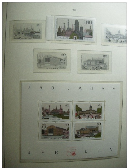 BERLIN COLLECTION 1970-90 COMPLETE NEUVE **/MNH EN RELIURE LEUCHTTURM Y&T 1300 €