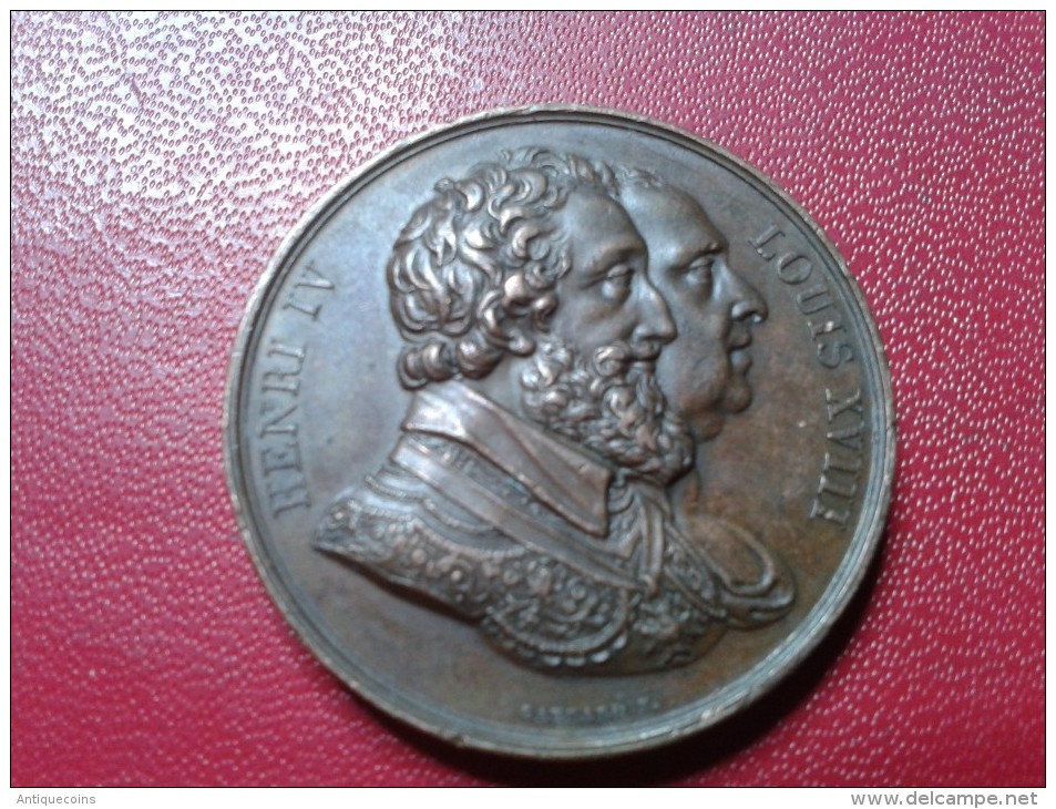 MEDAILLE DE : HENRI IV ET LOUIS XVIII - Royal / Of Nobility