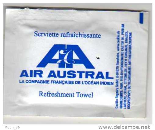 Sachet Serviette Rafraichissante  Pour Compagnie Aérienne Française Ocean Indien " AIR AUSTRAL " - Werbeservietten