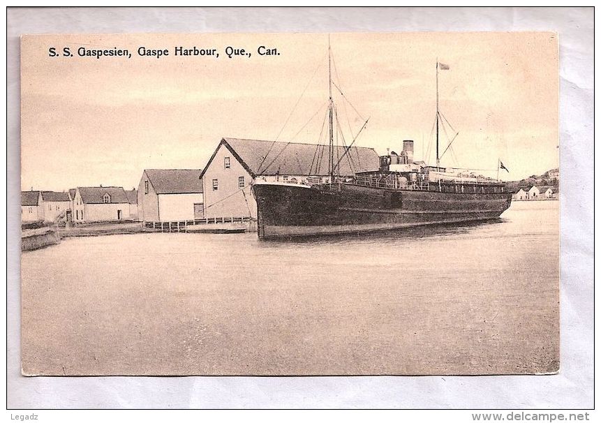 CPA - Canada - S.S. Gaspesien, Gaspe Harbour, Quebec - Gaspé