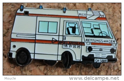 AMBULANCES  - RETTUNGSWAGEN  - RICO 14 - HÔPITAL - SUISSE   -    (BRUN) - Medizin