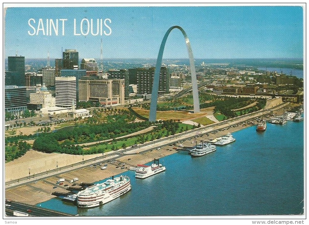 USA - Saint Louis - Aerial View - Bateaux - St Louis – Missouri