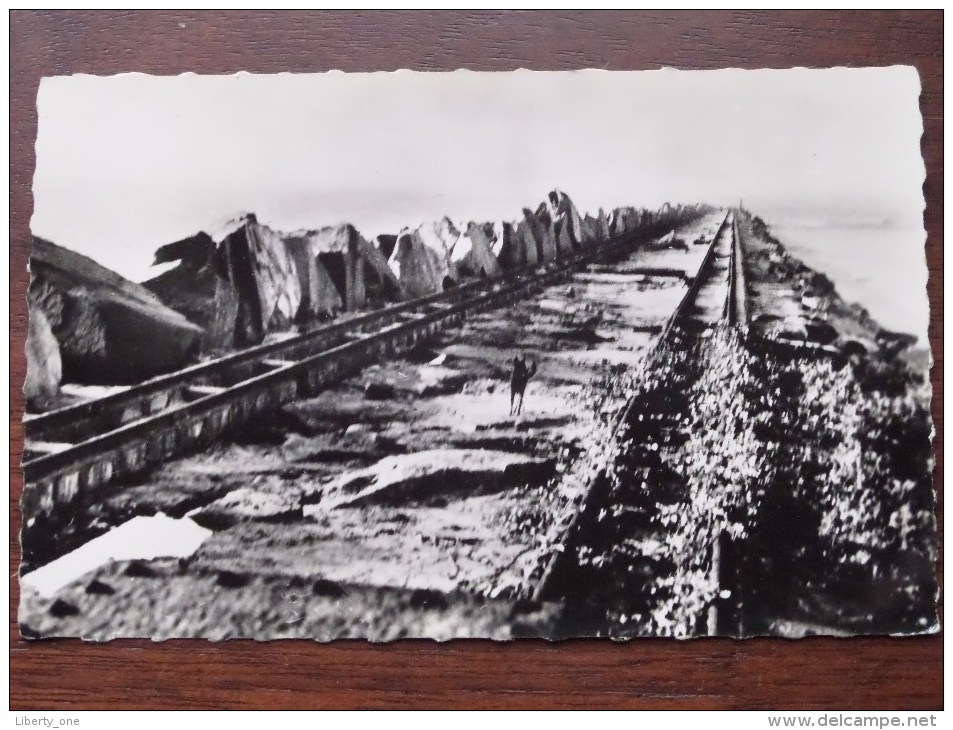 Vue Sur La Grande Jetée Pointe Noire ( Moyen Congo ) Anno 19?? ( Zie Foto Voor Details ) !! - Pointe-Noire